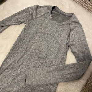 lululemon Swiftly Tech Long Sleeve Light Slate Grey Size 6 Like New